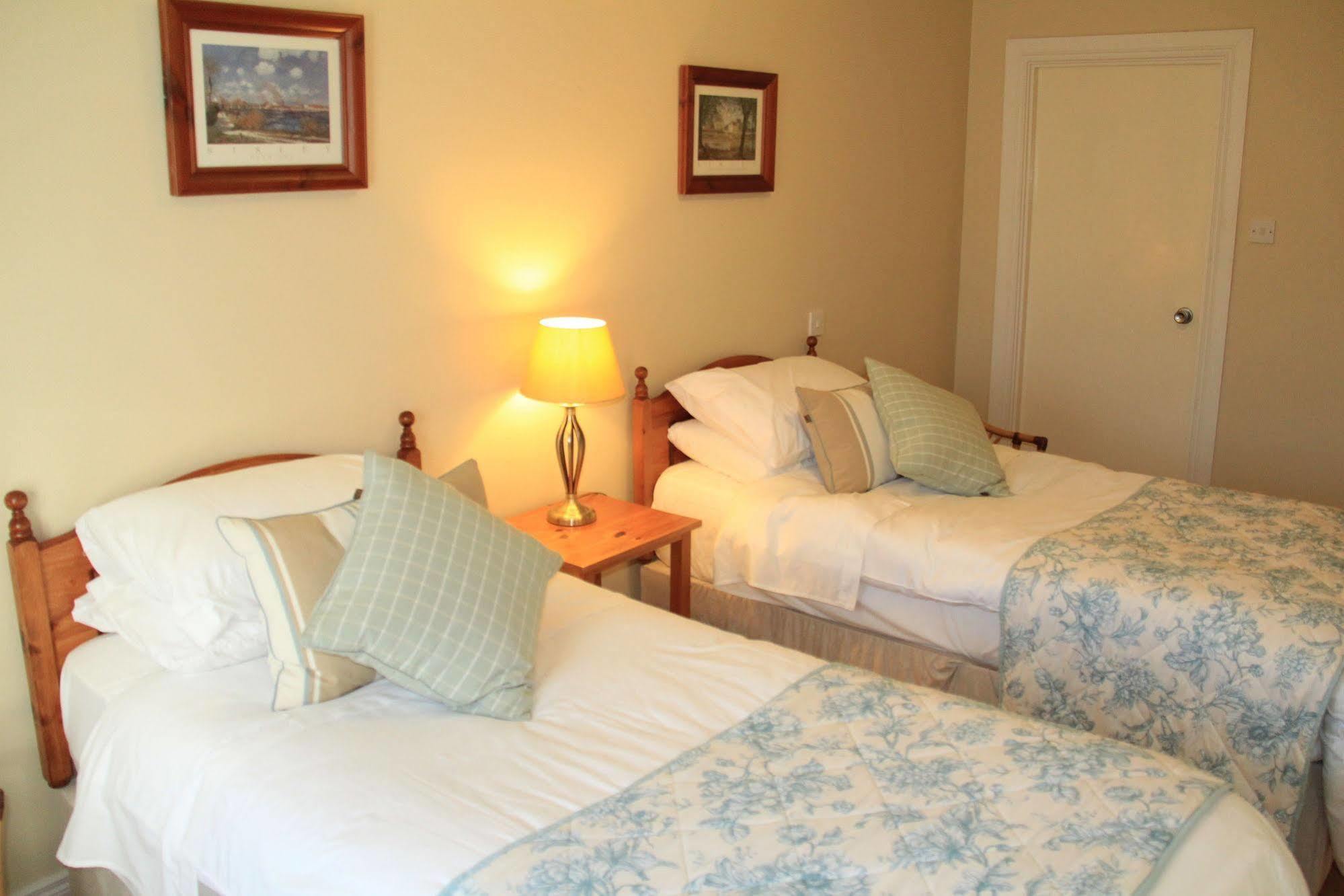 Hotel Lake House 3*